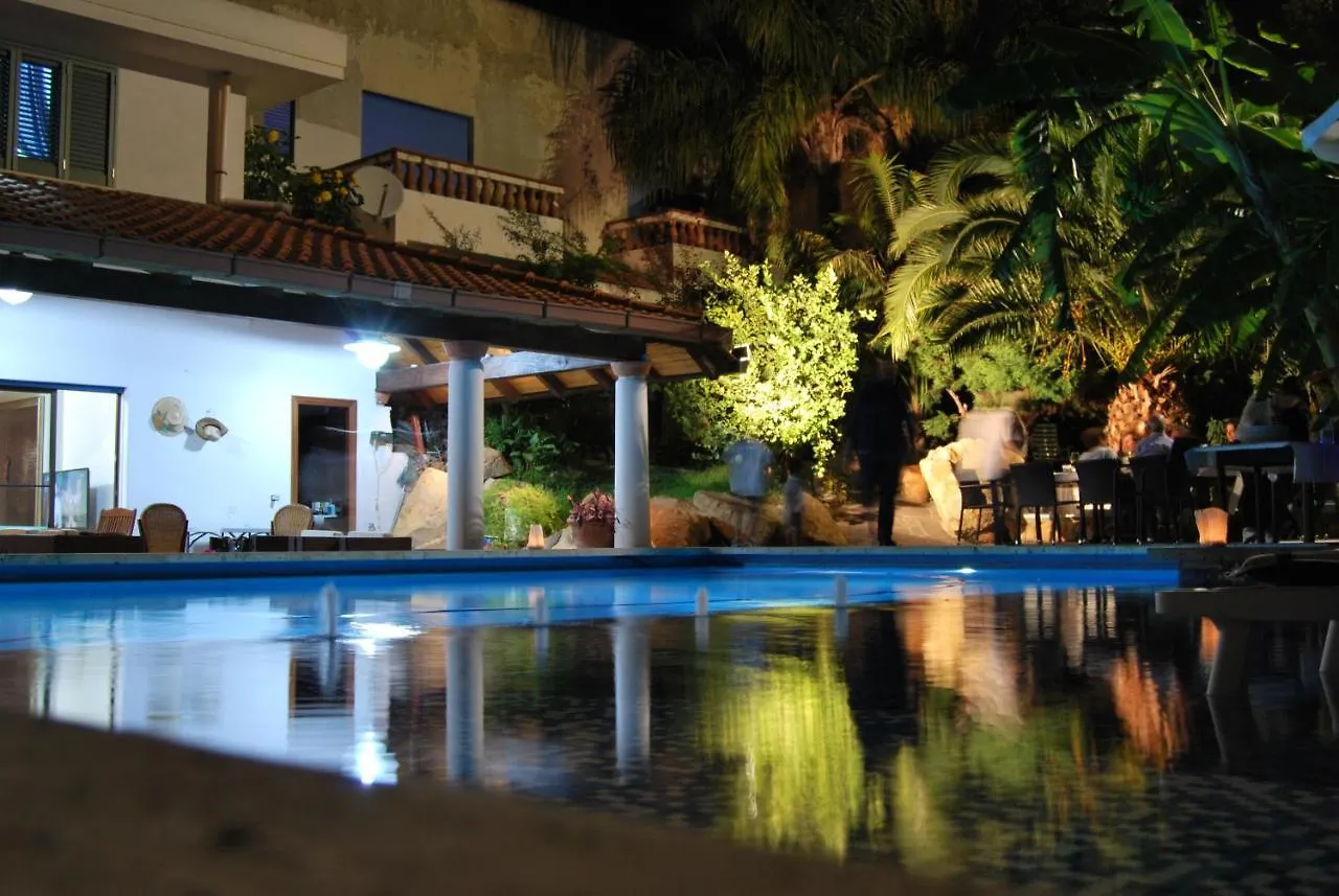 Bed and Breakfast B&B Il Resort Dell'Artista Venetico