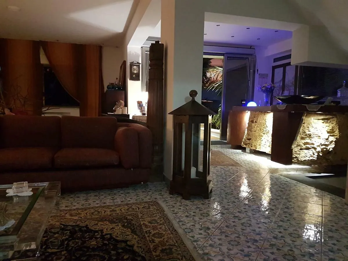 B&B Il Resort Dell'Artista Venetico Ιταλία